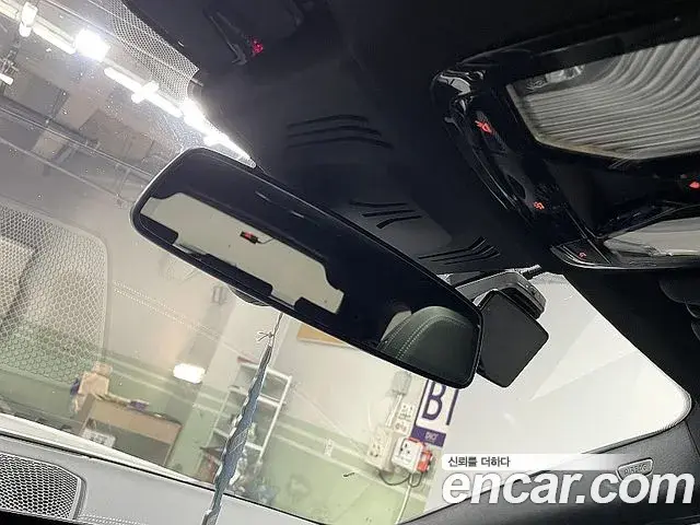 BMW 3 Series 2023 — Photo 16/20