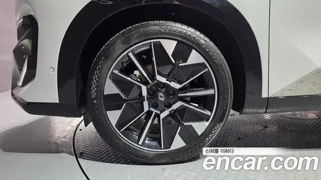 Renault Samsung Filante 2026 — Photo 26/33