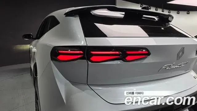 Renault Samsung Filante 2026 — Photo 8/33