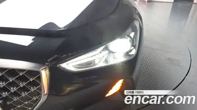 Genesis G70 2019 — Photo 27/39
