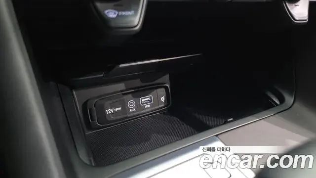 Genesis G70 2019 — Photo 12/39