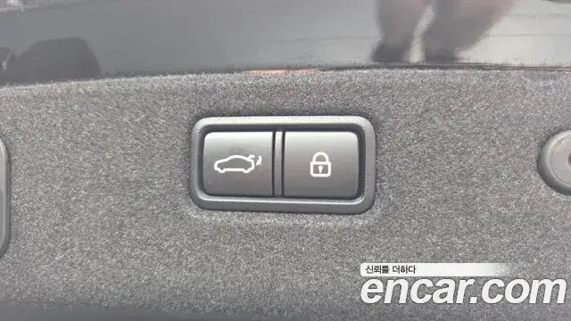 Genesis G70 2019 — Photo 7/39