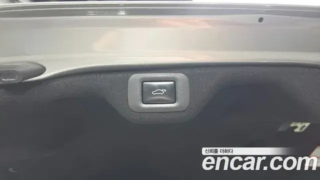 Lexus ES300h 2021 — Şəkil 29/31