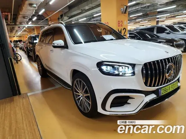 Mercedes-Benz GLS-Class 2025 — Photo 14/20