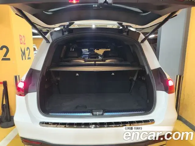 Mercedes-Benz GLS-Class 2025 — Photo 11/20