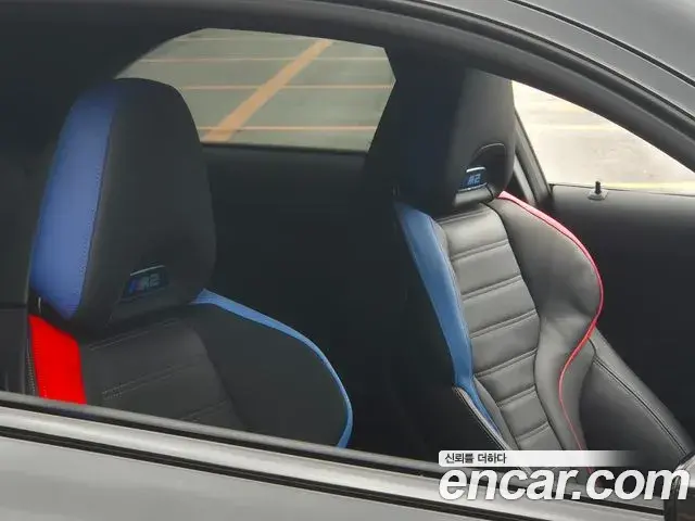 BMW M2 2025 — Şəkil 18/20