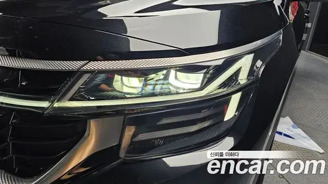 Kia Seltos 2023 — ფოტო 29/30