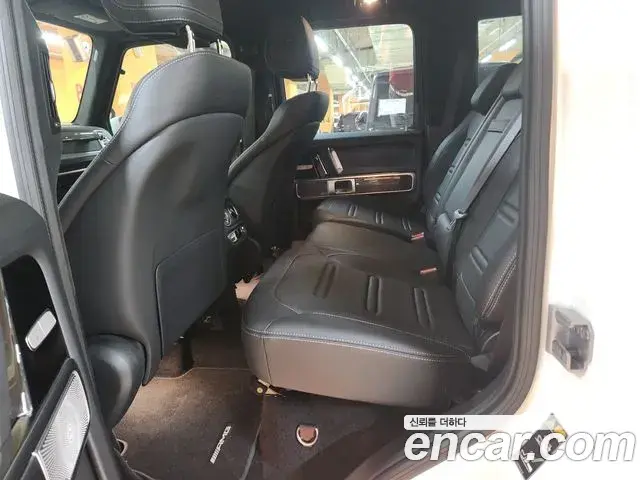 Mercedes-Benz G-Class 2024 — Photo 11/19