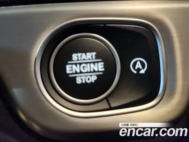 Mercedes-Benz G-Class 2024 — Photo 16/19