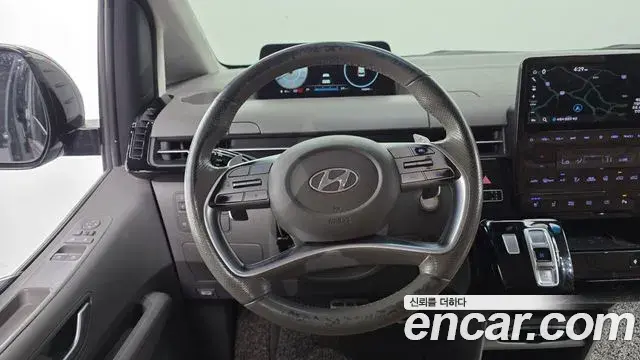 Hyundai Staria 2021 — Фото 14/20