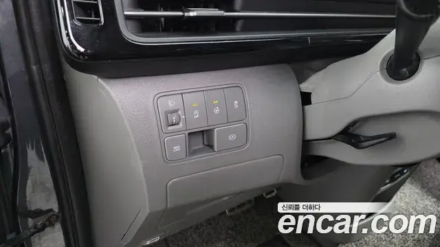Hyundai Staria 2021 — Фото 20/20