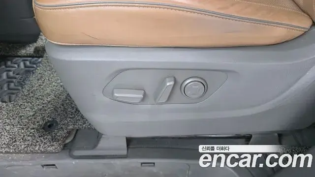Hyundai Staria 2021 — Şəkil 3/35