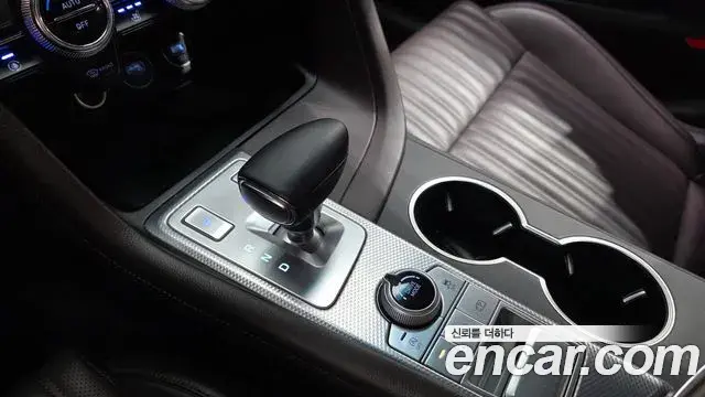 Genesis G70 2020 — ფოტო 26/35