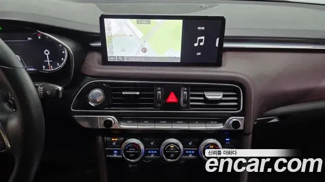 Genesis G70 2020 — ფოტო 34/35