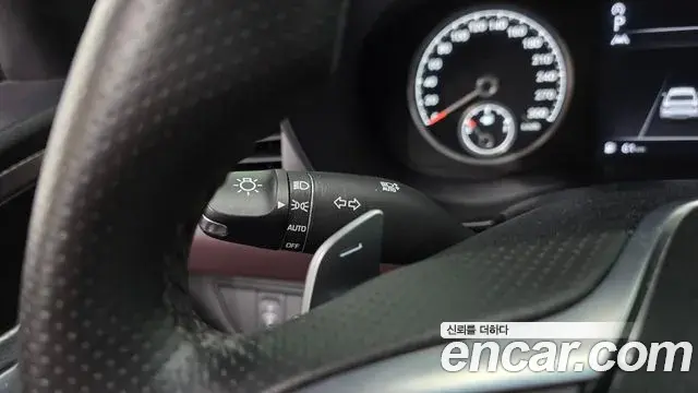 Genesis G70 2020 — ფოტო 11/35