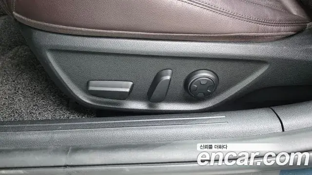Genesis G70 2020 — ფოტო 9/35