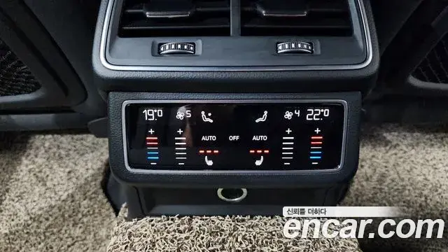 Audi A6 2021 — ფოტო 10/37