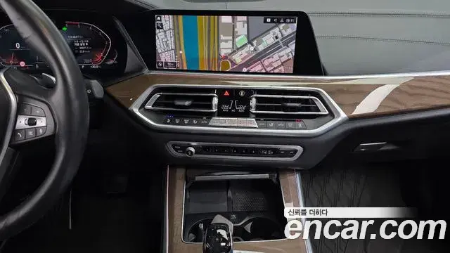 BMW X5 2020 — Photo 7/31