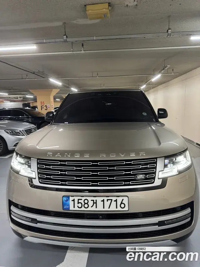 Land Rover Range Rover 2023 — Фото 2/10