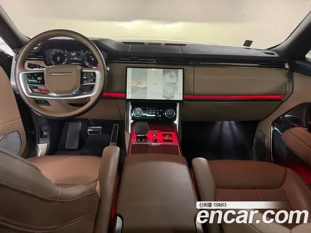 Land Rover Range Rover 2023 — Фото 10/10