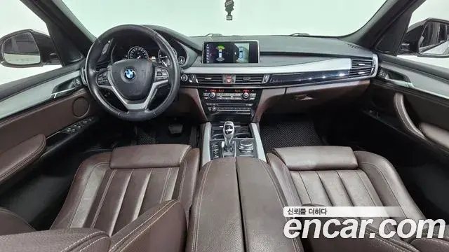 BMW X5 2018 — Фото 7/20