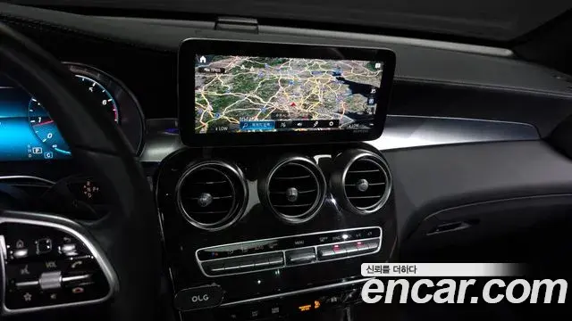 Mercedes-Benz GLC-Class 2020 — Photo 20/32