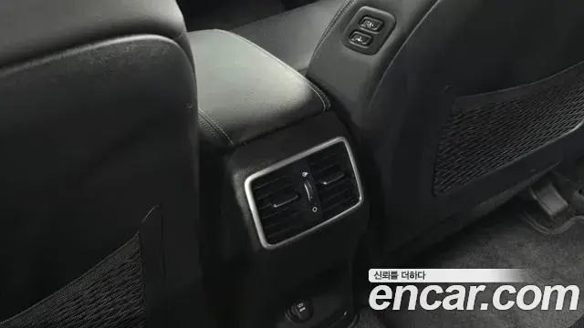 Kia Sportage The Bold 2018 — ფოტო 29/31