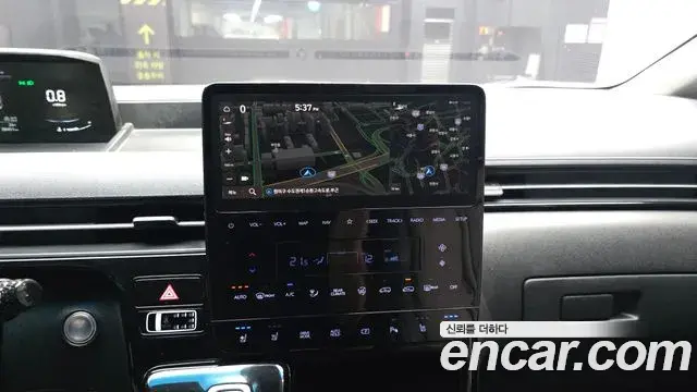 Hyundai Staria 2022 — Фото 15/20
