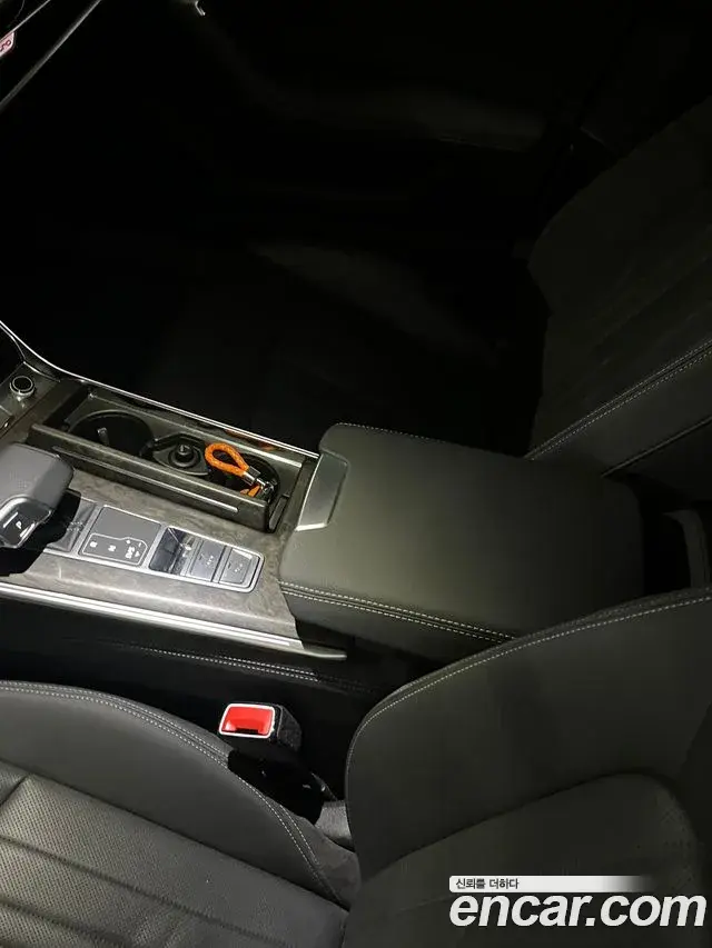 Audi A6 2021 — Photo 6/18
