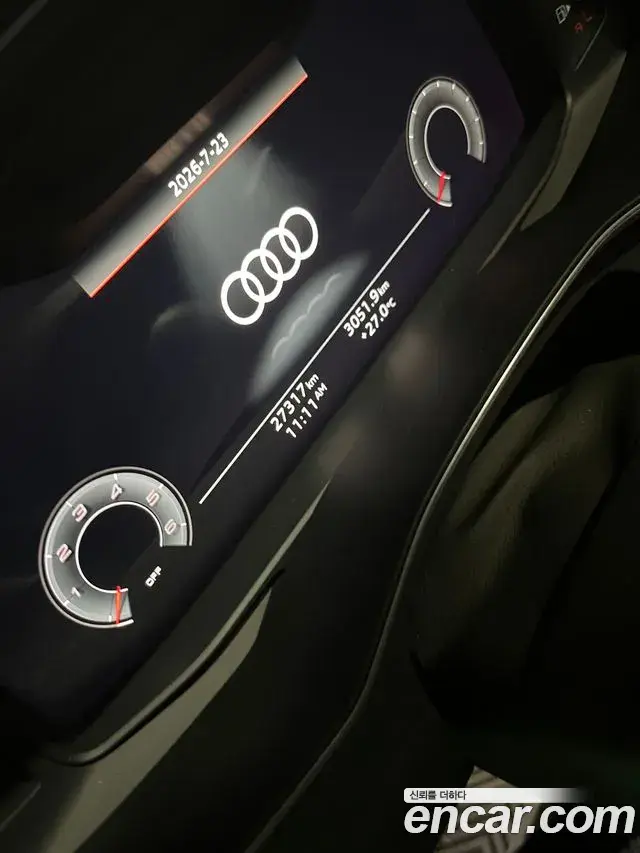 Audi A6 2021 — Photo 12/18