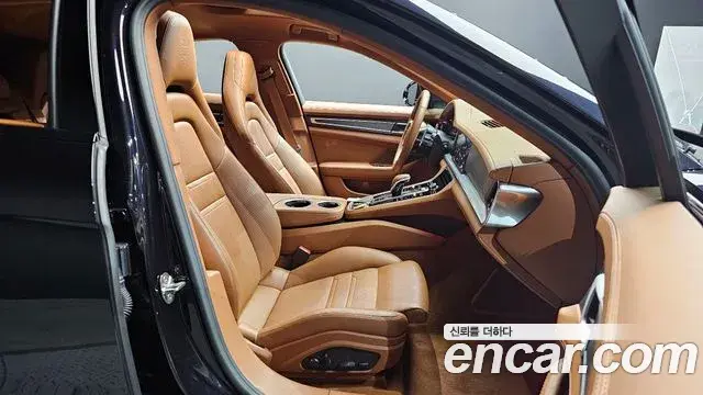Porsche Panamera 2023 — Şəkil 9/33