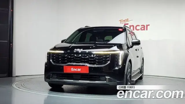 Kia Carnival 2024 — ფოტო 14/39