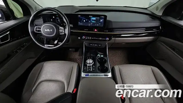 Kia Carnival 2024 — ფოტო 9/39