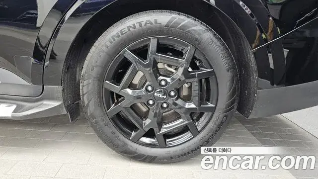 Kia Carnival 2024 — ფოტო 2/39