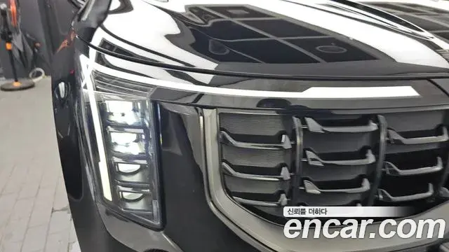 Kia Carnival 2024 — ფოტო 18/39