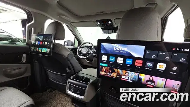 Kia Carnival 2024 — ფოტო 8/39