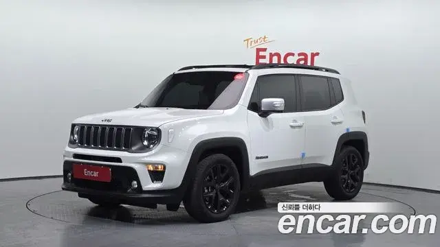 Jeep Renegade 2022 — Фото 1/20