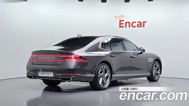 Genesis G90 2025 — Photo 10/20