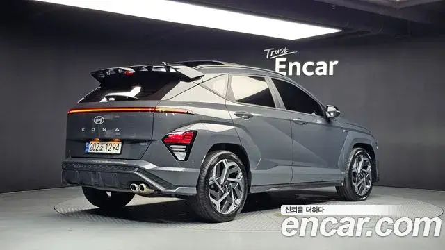 Hyundai Kona 2023 — Фото 2/20