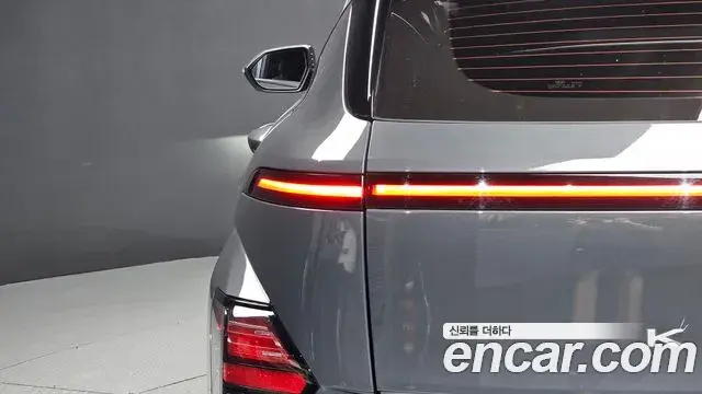 Hyundai Kona Hybrid 2023 — Şəkil 17/32