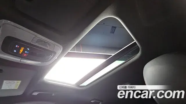 Hyundai Kona Hybrid 2023 — Şəkil 25/32