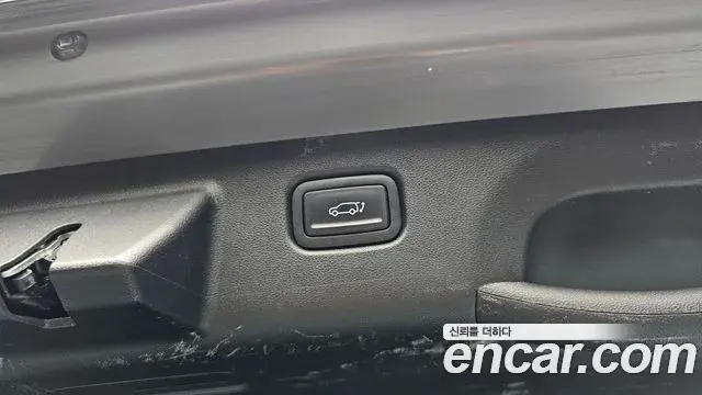 Hyundai Kona Hybrid 2023 — Şəkil 16/32