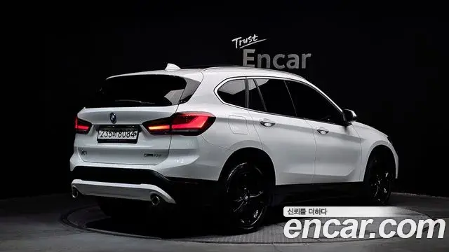 BMW X1 2020 — Photo 2/20
