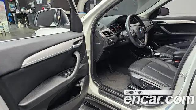 BMW X1 2020 — Photo 10/20