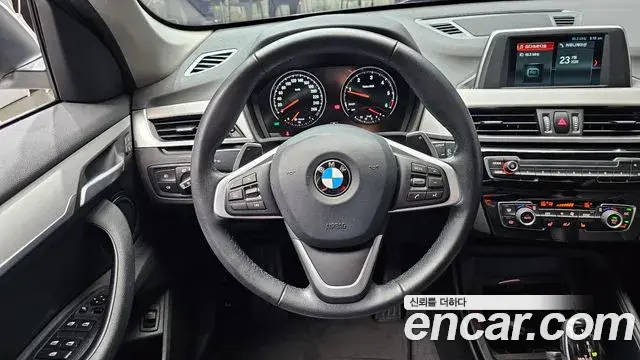BMW X1 2020 — Photo 13/20
