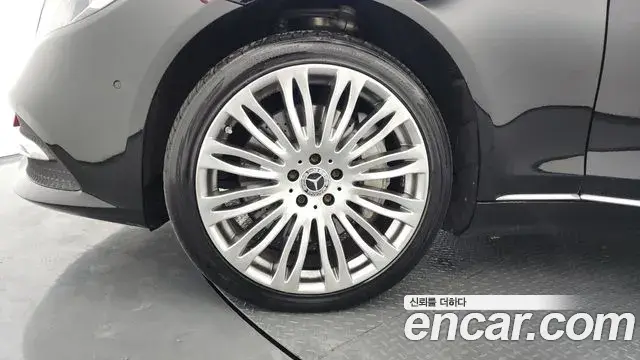 Mercedes-Benz S-Class 2018 — Şəkil 11/20