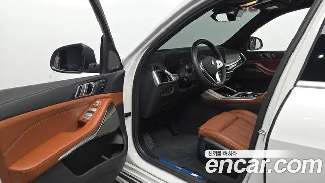 BMW X7 2025 — ფოტო 12/36