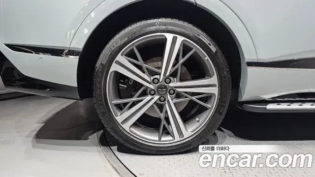 Genesis GV80 Coupe 2024 — Photo 33/34