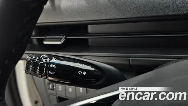 Hyundai Staria 2021 — Фото 17/20