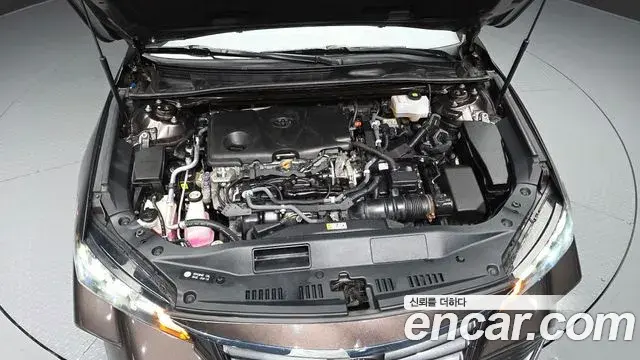 Toyota Avalon 2019 — Şəkil 17/31